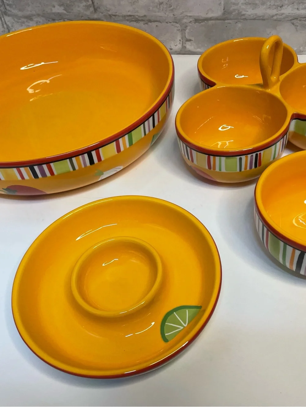 Crate & Barrel Mambo Margarita Chip & Dip Set Bowl Small Bowl Salter Serving
